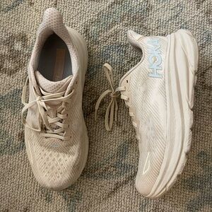 HOKA Clifton 9 Shifting Sand Running Shoe